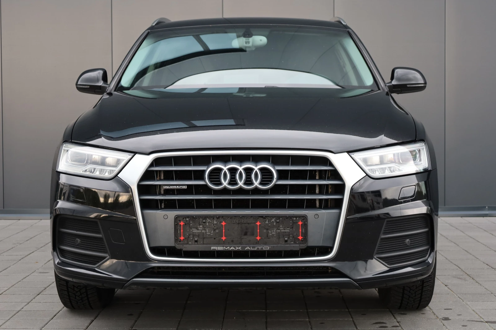 Audi Q3 FACELIFT* S-LINE* KEYLESS GO* LED LIGHT* NAVI* , снимка 2 - Автомобили и джипове - 54485287