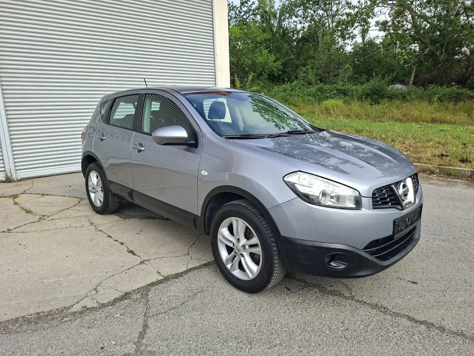 Nissan Qashqai 1.5 TDCI, снимка 3 - Автомобили и джипове - 54759820