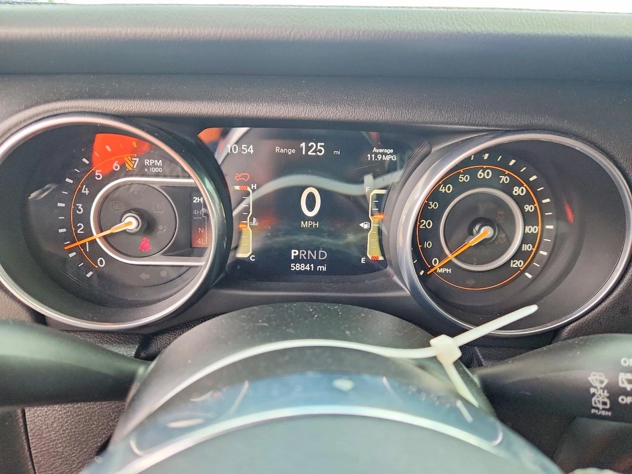 Jeep Wrangler Unlimited Sahara, снимка 9 - Автомобили и джипове - 54913119