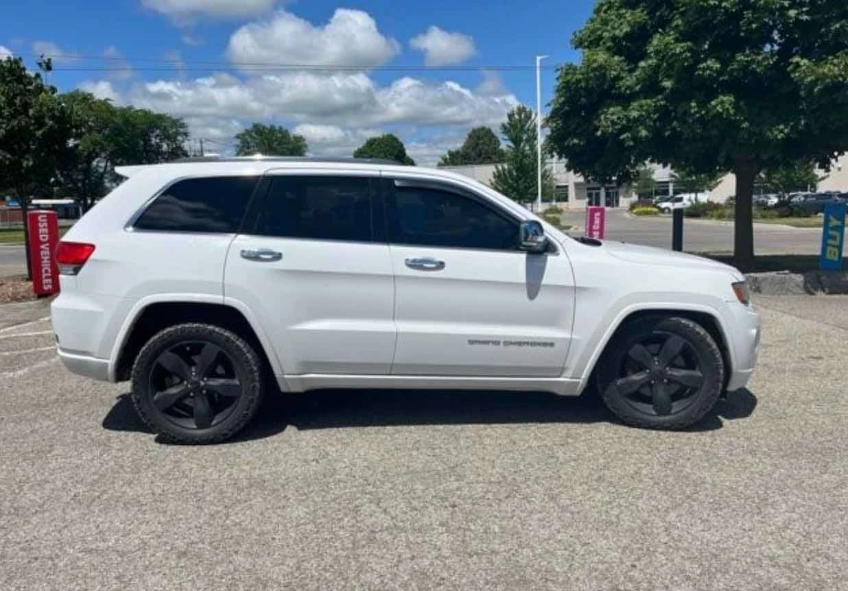 Jeep Grand cherokee * Overland * АВТОКРЕДИТ БЕЗ ПЪРВОНАЧАЛНА ВНОСКА* , снимка 3 - Автомобили и джипове - 55212289