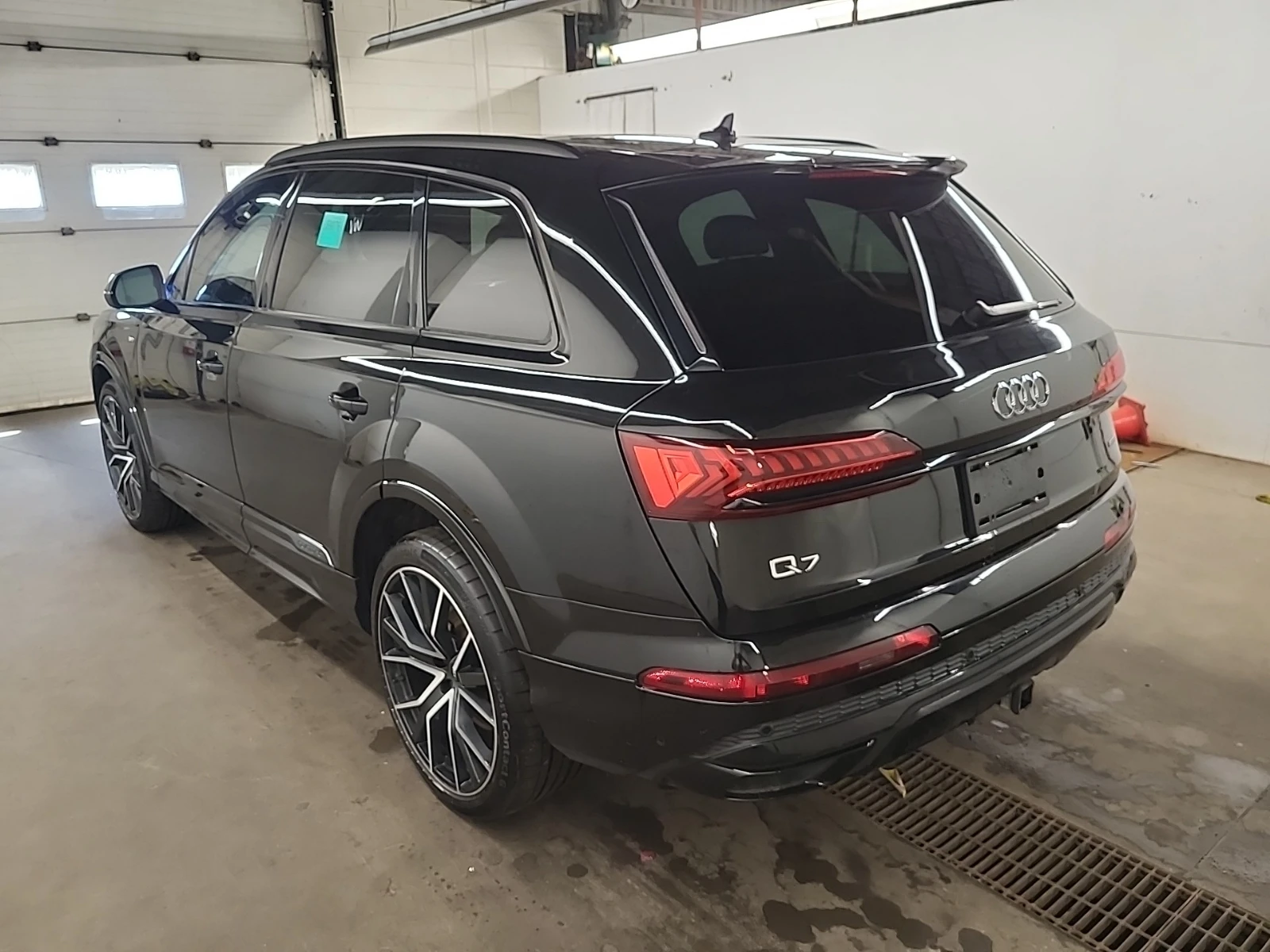 Audi Q7 Progressiv / Quattro / 7 Seats / Panorama, снимка 6 - Автомобили и джипове - 55322148