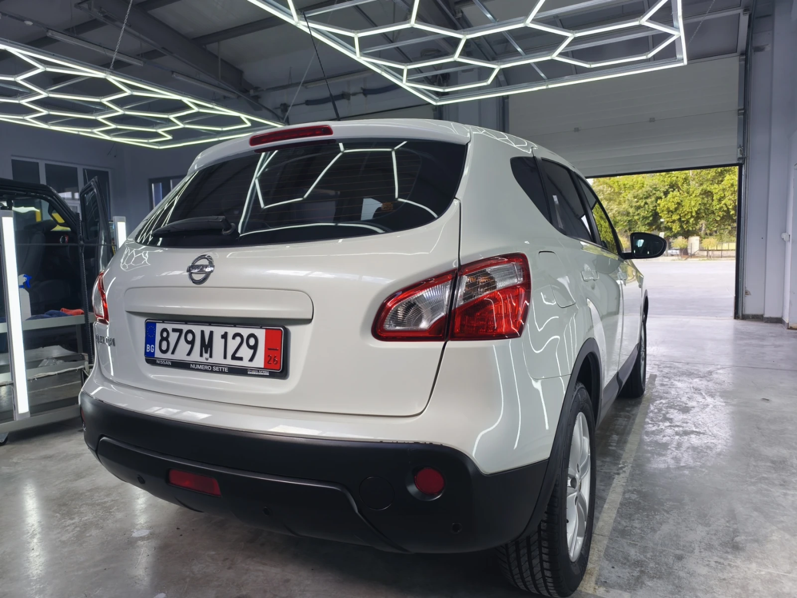 Nissan Qashqai 1.6 ���� / ���   117 �.�.   2013 �. | Mobile.bg � ����������� 6