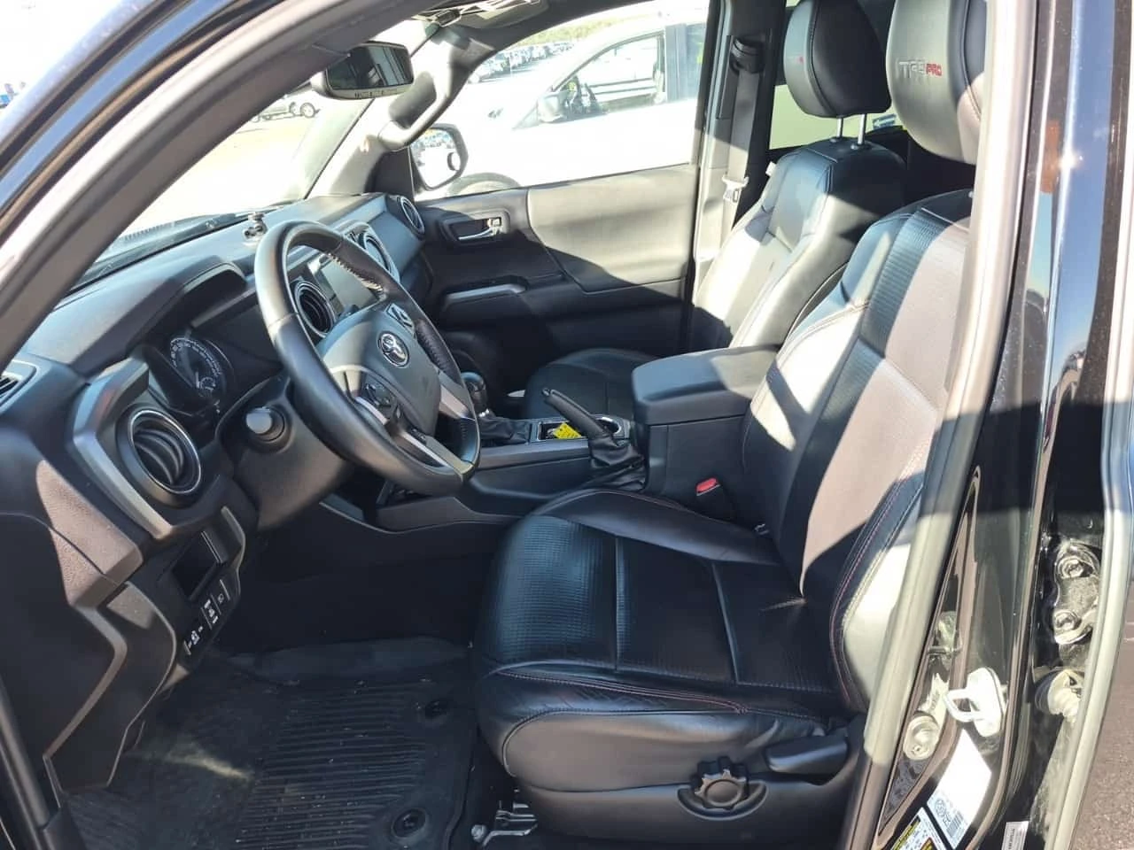 Toyota Tacoma 3.5 * TRD OFF ROAD SHORT BED * CARFAX *  | Mobile.bg � ����������� 5