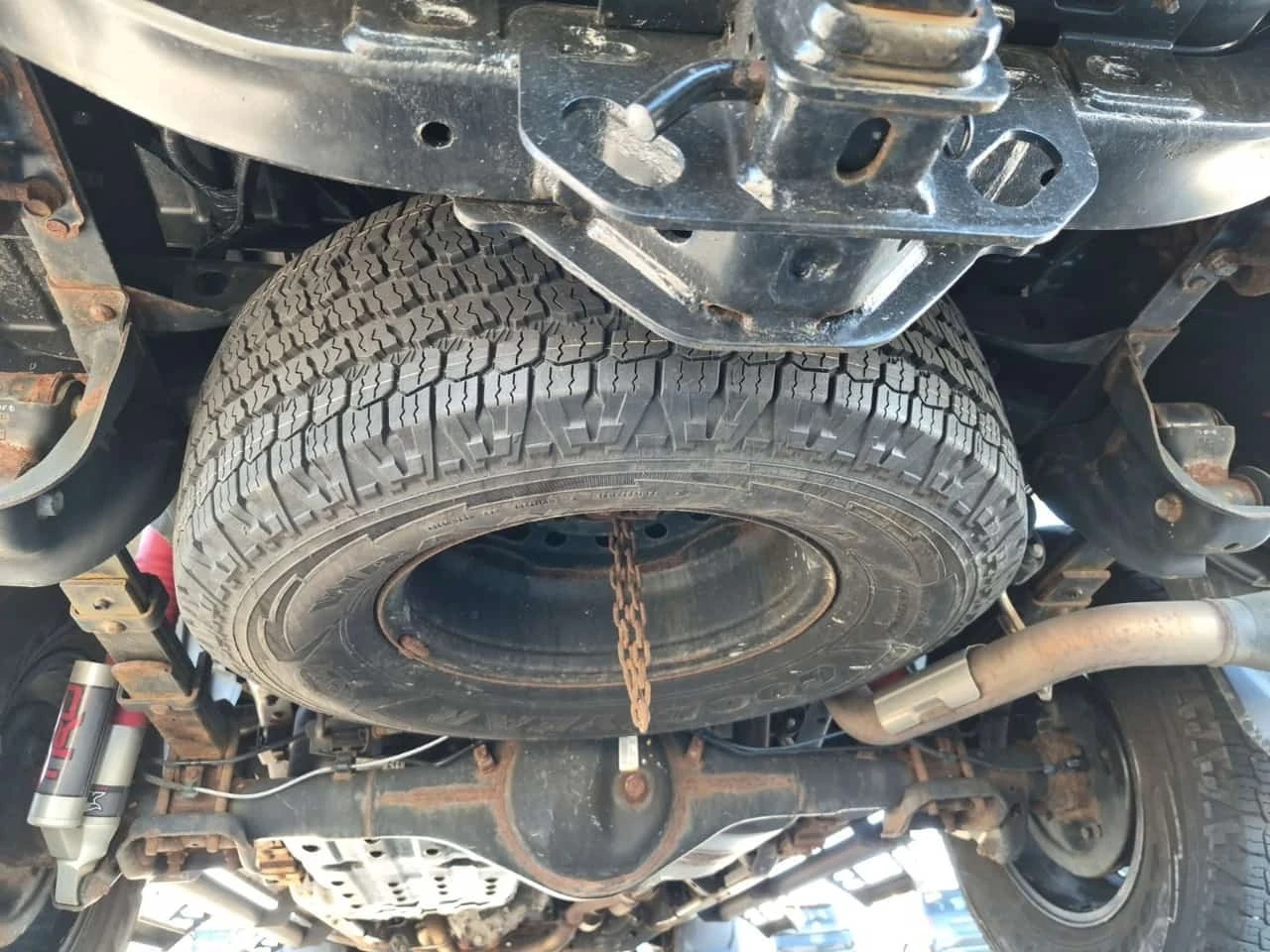 Toyota Tacoma 3.5 * TRD OFF ROAD SHORT BED * CARFAX *  | Mobile.bg � ����������� 15