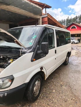 ������ Ford Transit