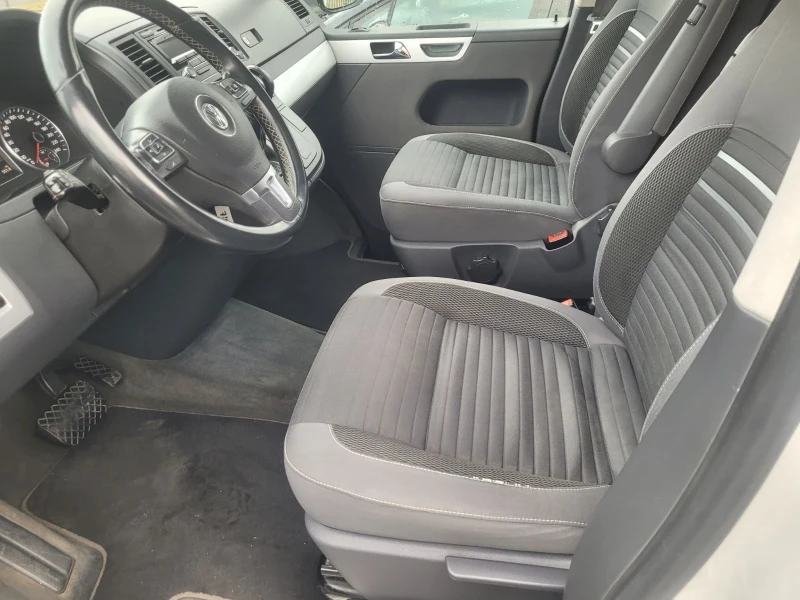 VW Multivan BiTDI 4MOTION , снимка 9 - Бусове и автобуси - 48949705