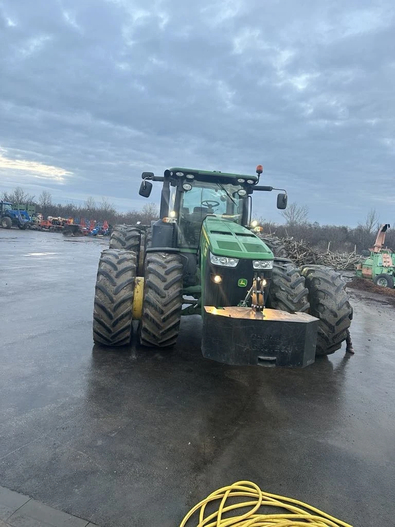 Трактор John Deere 8335R, снимка 11 - Селскостопанска техника - 48119089