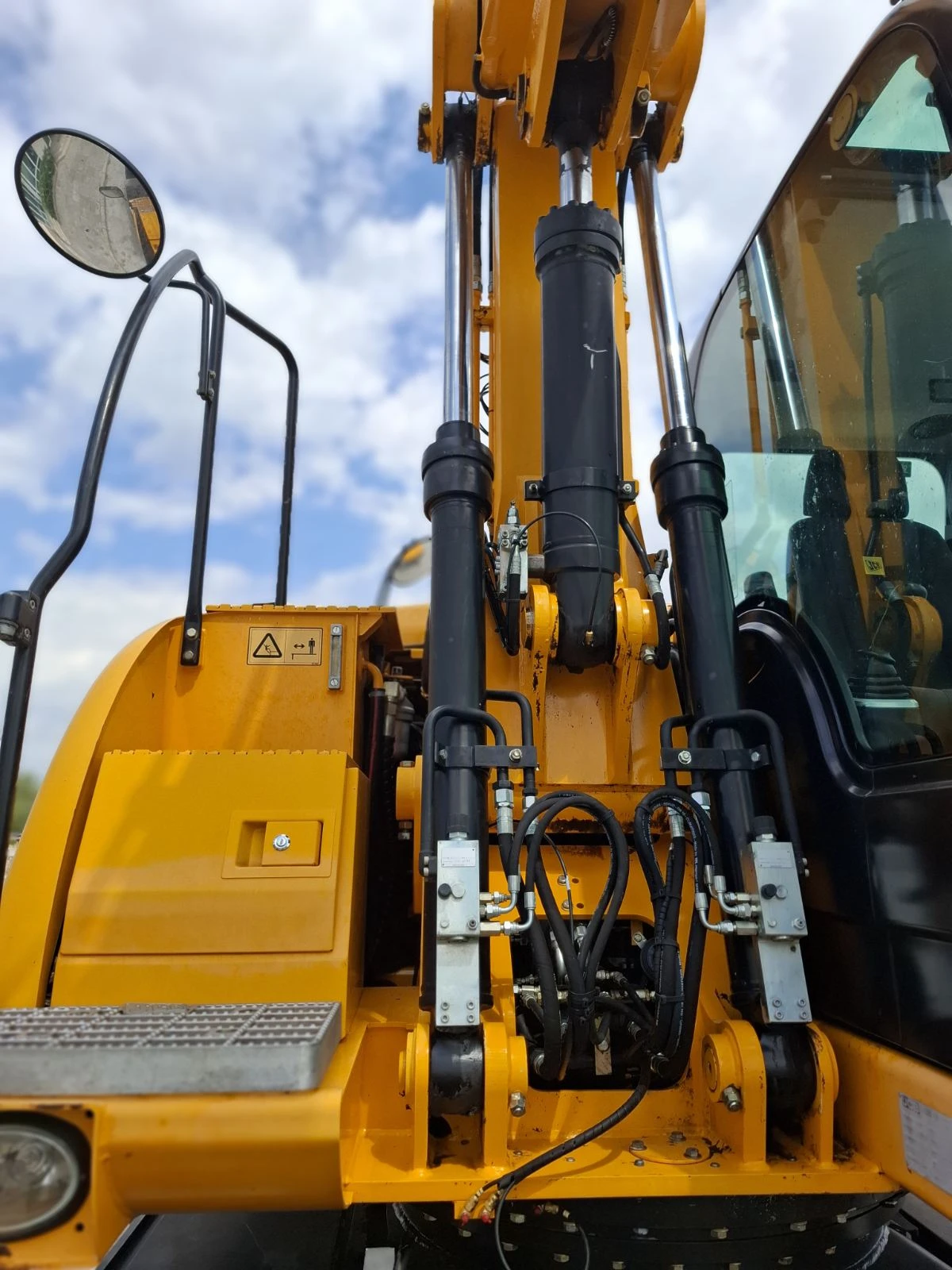  JCB JS 145 W , 3  | Mobile.bg   11