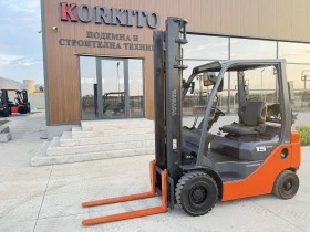 Мотокар Toyota 4 метра* АВТОМАТ* ГАЗ - БЕНЗИН* ОБСЛУЖЕН !, снимка 1