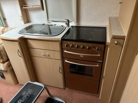 Каравана Hobby Amara 450, снимка 4
