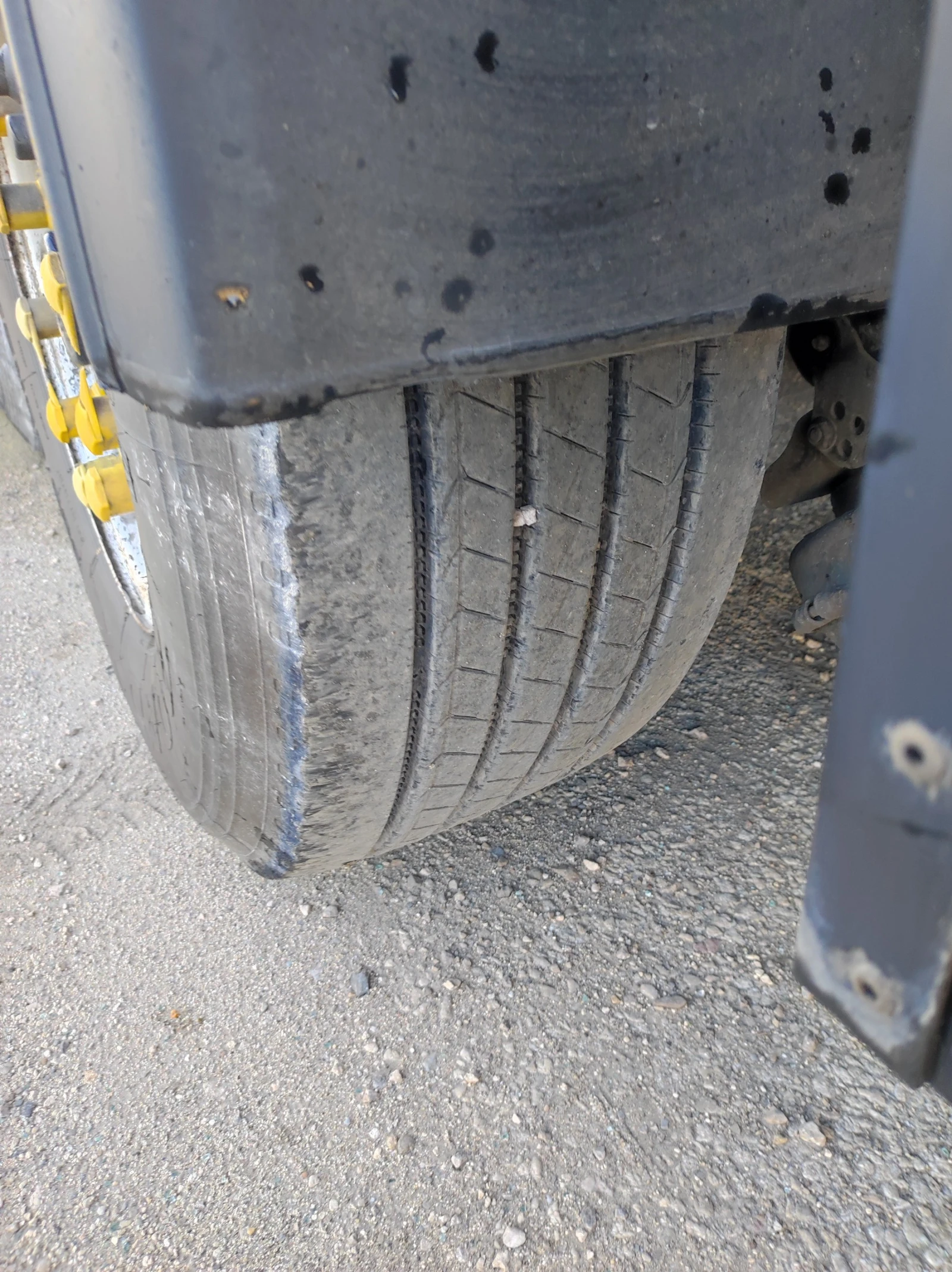 Полуремарке Schwarzmuller, снимка 2 - Ремаркета - 54083173