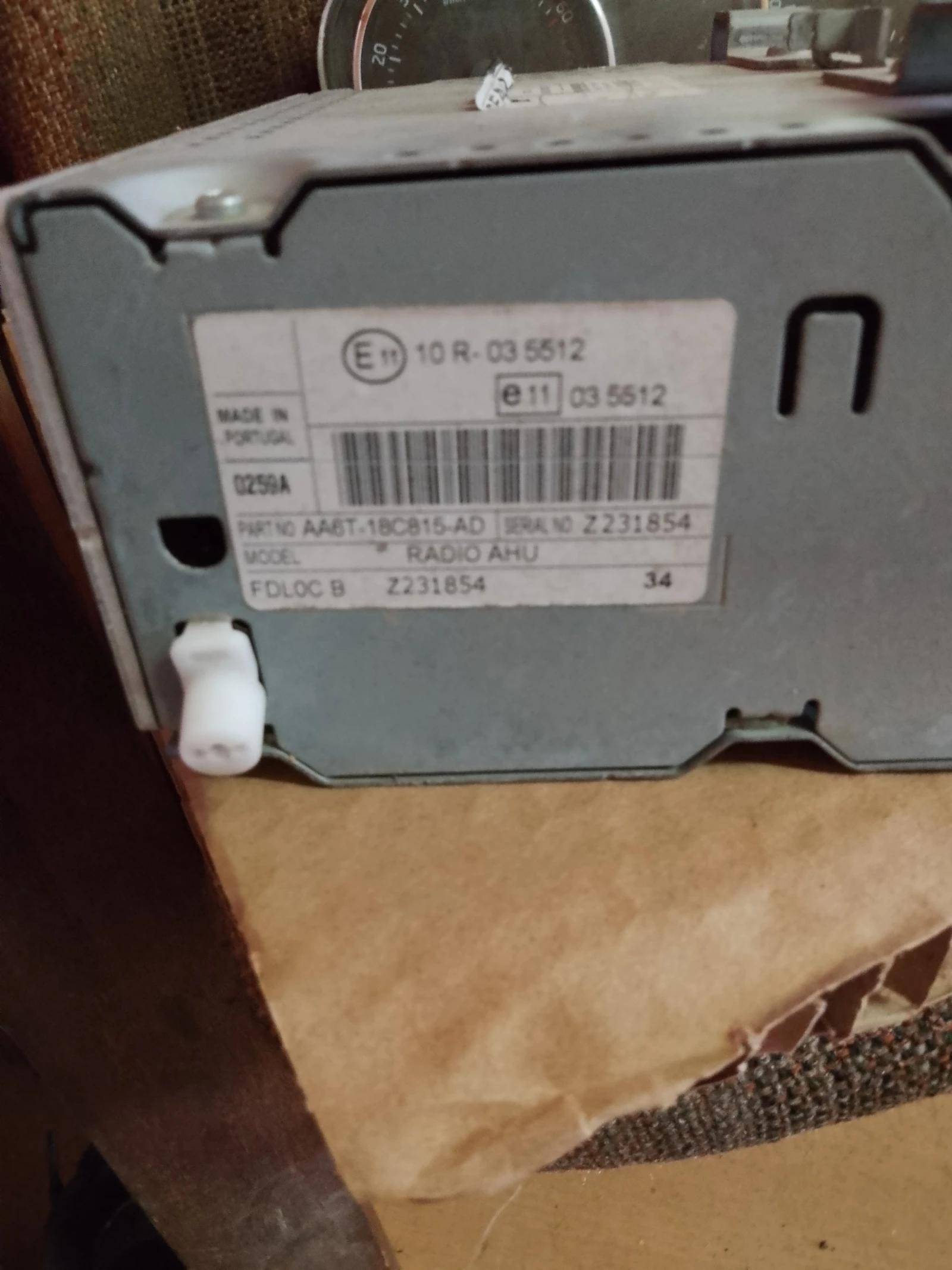 6T-18C815-AD      Z231854 | Mobile.bg   2