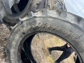 Гуми, снимка 2