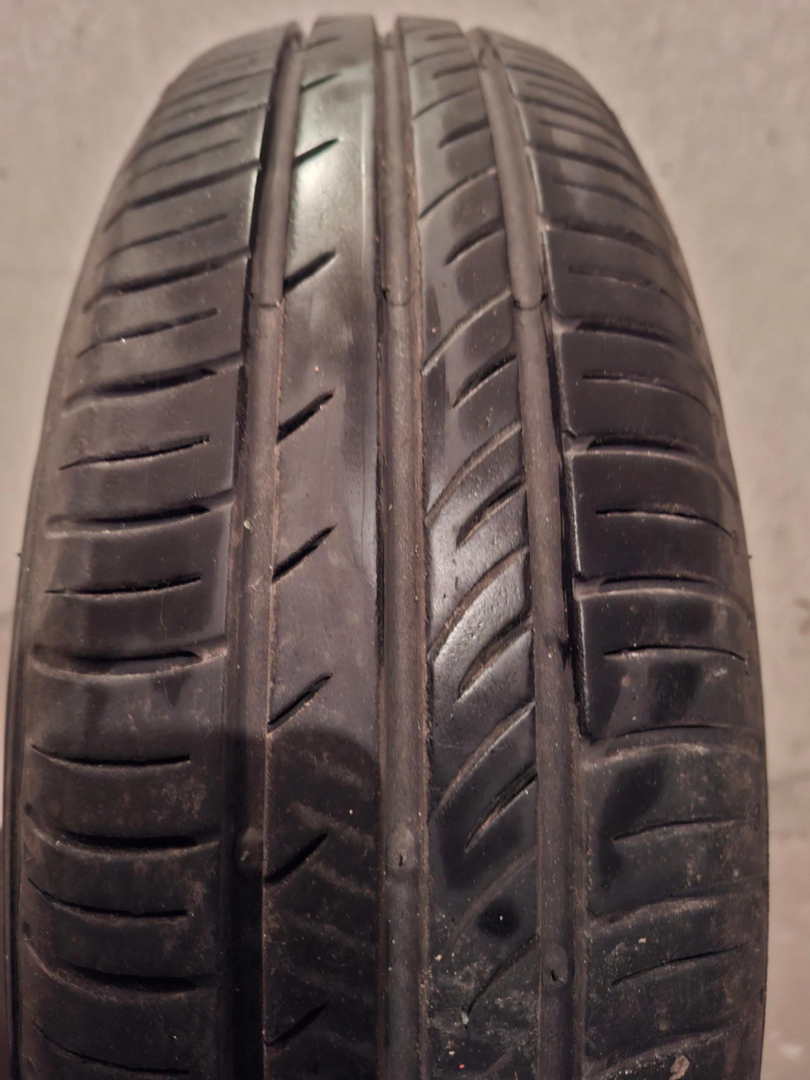 Гуми Летни 175/70R14, снимка 5 - Гуми и джанти - 54008142