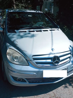     Mercedes-Benz B 200