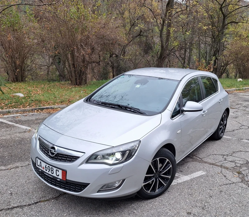 Opel Astra 2.0 CDTI 165 hp хечбек, снимка 1 - Автомобили и джипове - 47966564