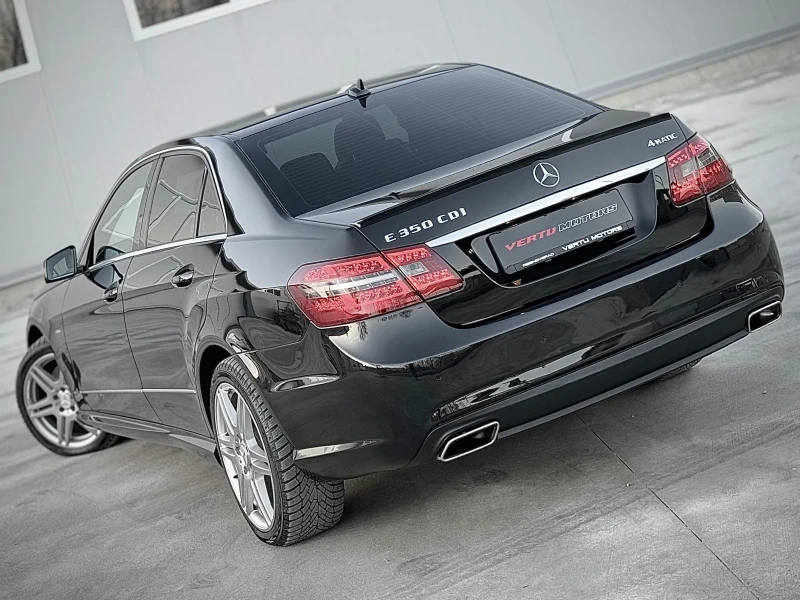 Mercedes-Benz E 350 AMG / Exclusive / 4MATIC / 7G / Harman/Kardon, снимка 4 - Автомобили и джипове - 48603766