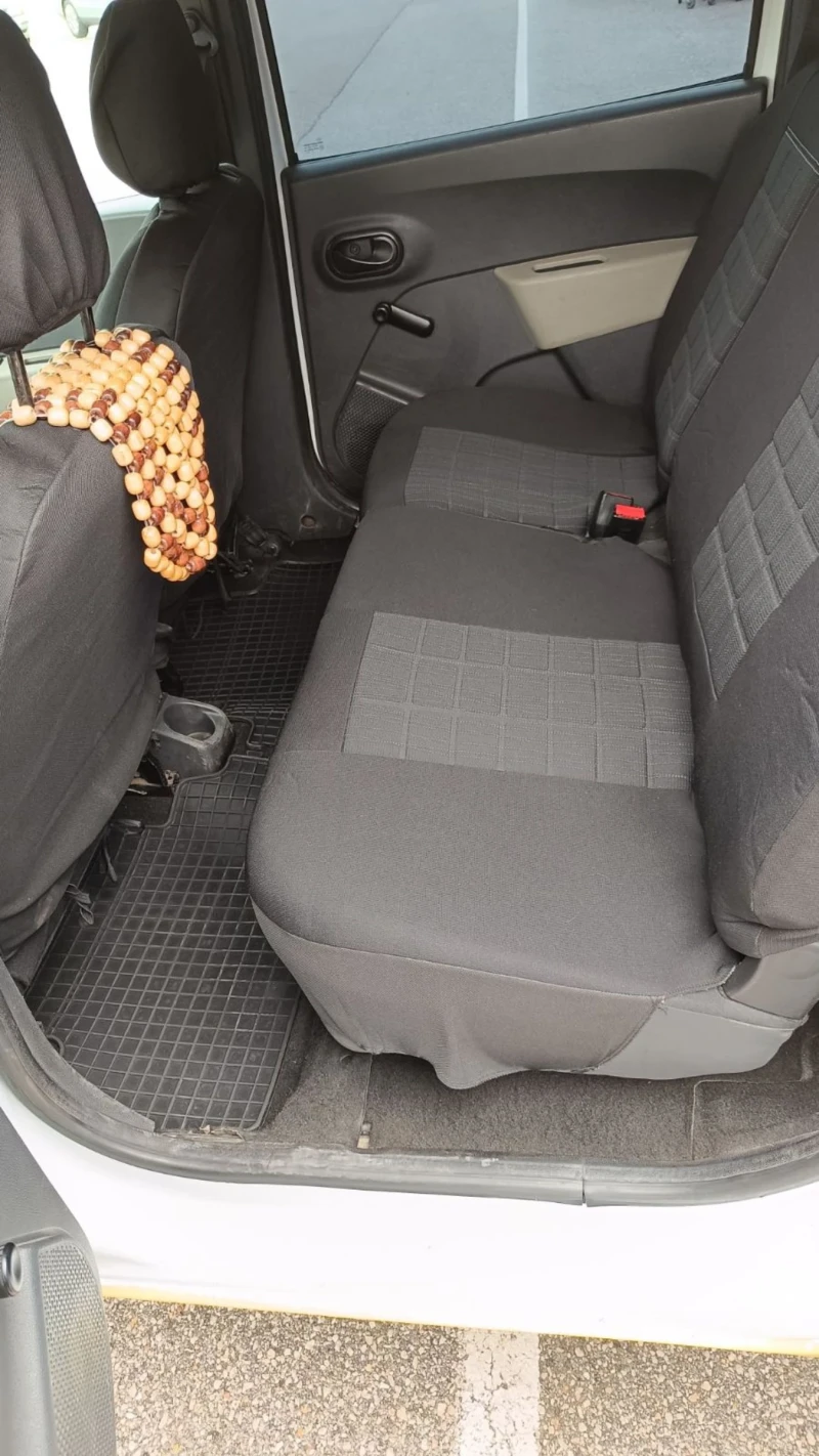 Dacia Lodgy 1.6 ГАЗ, снимка 14 - Автомобили и джипове - 51476211