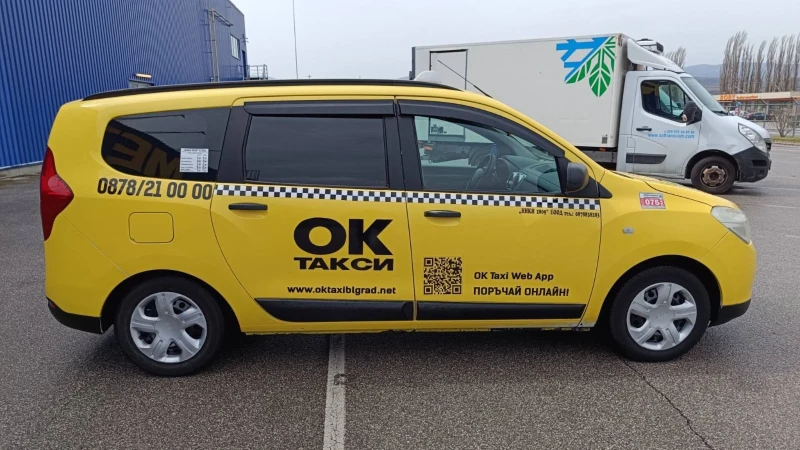 Dacia Lodgy 1.6 ГАЗ, снимка 5 - Автомобили и джипове - 51476211