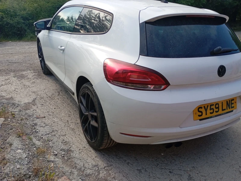 VW Scirocco 1.4 тси, снимка 4 - Автомобили и джипове - 50621570