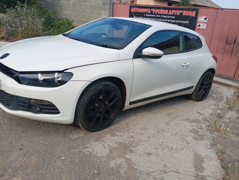 VW Scirocco 1.4 тси, снимка 2 - Автомобили и джипове - 50621570