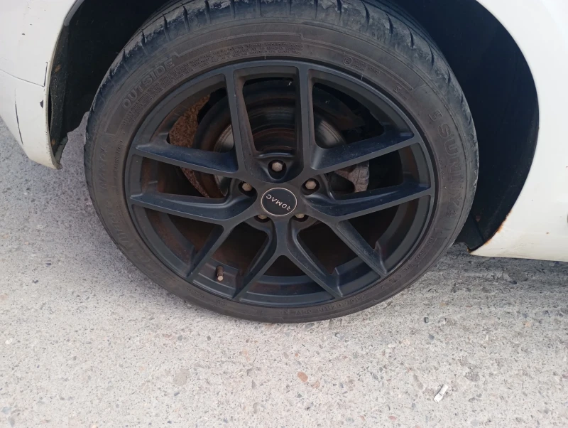 VW Scirocco 1.4 тси, снимка 5 - Автомобили и джипове - 50621570