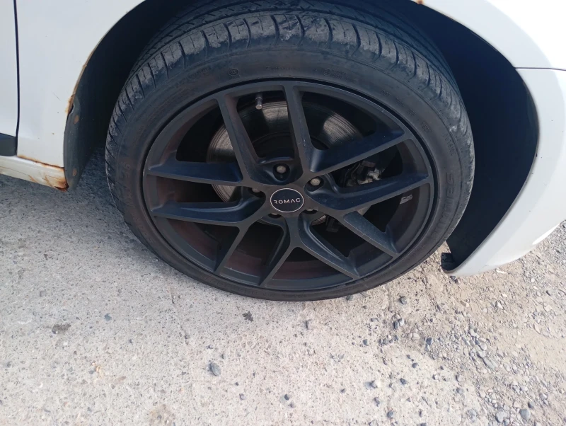 VW Scirocco 1.4 тси, снимка 7 - Автомобили и джипове - 50621570