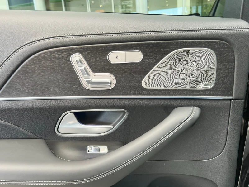 Mercedes-Benz GLS 450 d/AMG/NAPPA EXCLUSIV/NIGHT/PANO/BURM/ГОТОВ ЛИЗИНГ/, снимка 13 - Автомобили и джипове - 51732078