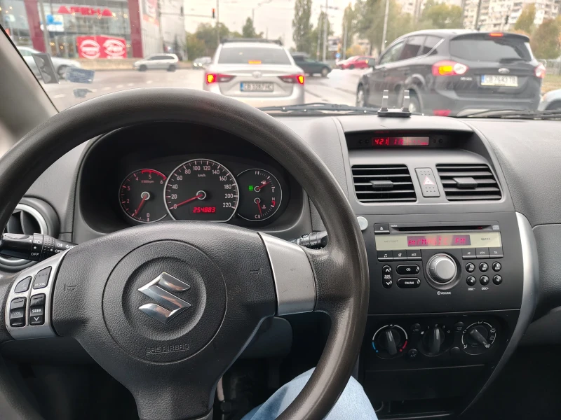 Suzuki SX4 1.9 DDiS, снимка 10 - Автомобили и джипове - 52111740