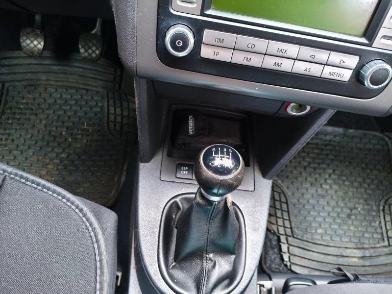 VW Touran Cross Country , снимка 6 - Автомобили и джипове - 52620670