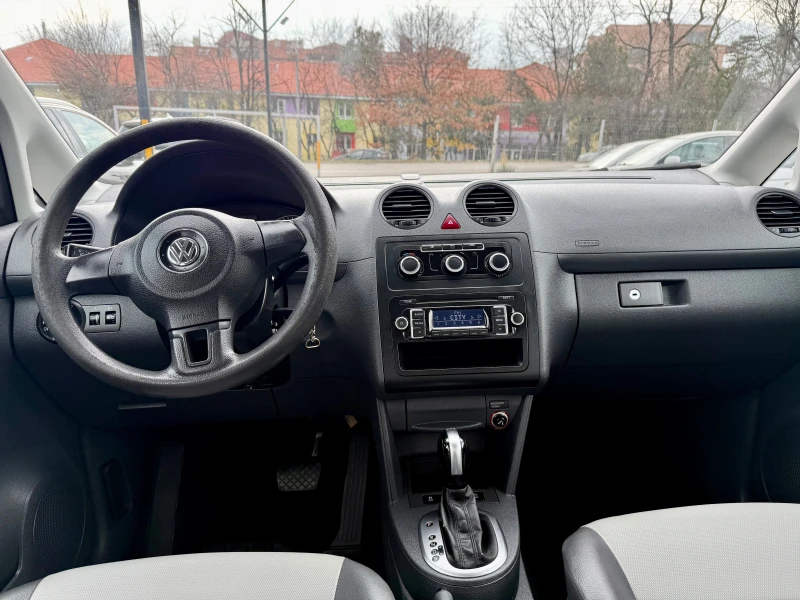 VW Caddy 1.6  &#127464;&#127469;, снимка 9 - Автомобили и джипове - 52687875
