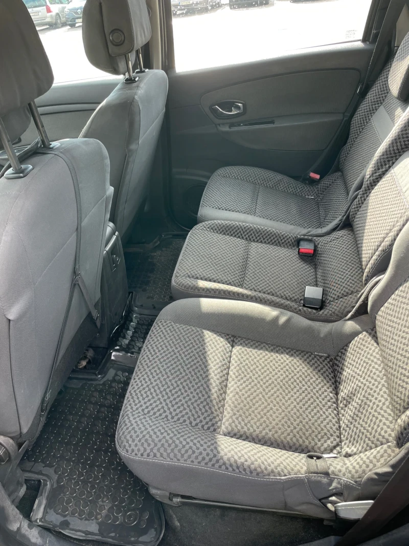 Renault Scenic 1.6 газ.инж работи перфектно, снимка 12 - Автомобили и джипове - 52910902