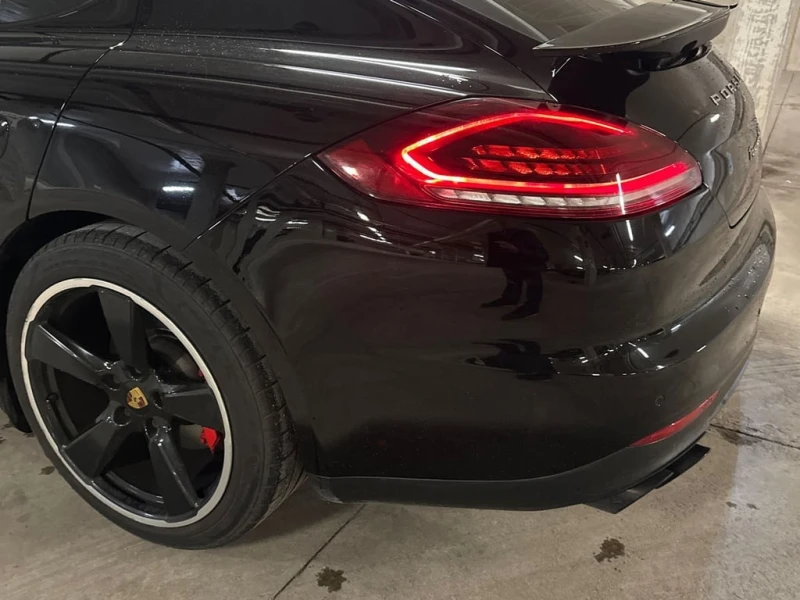 Porsche Panamera * GTS * CARFAX * БЕЗ ПЪРВОНАЧАЛНА ВНОСКА, снимка 10 - Автомобили и джипове - 52974385