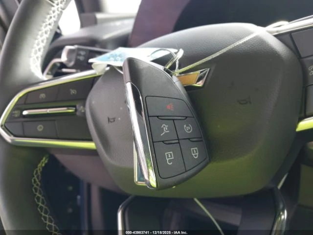 Chevrolet Traverse FWD LT, снимка 11 - Автомобили и джипове - 53505170