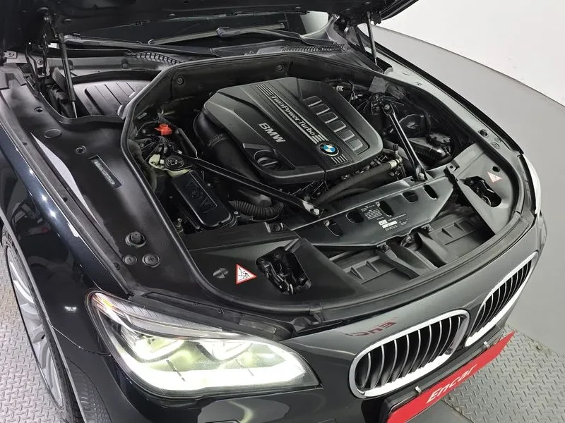 BMW 730 xDrive, снимка 11 - Автомобили и джипове - 55349347