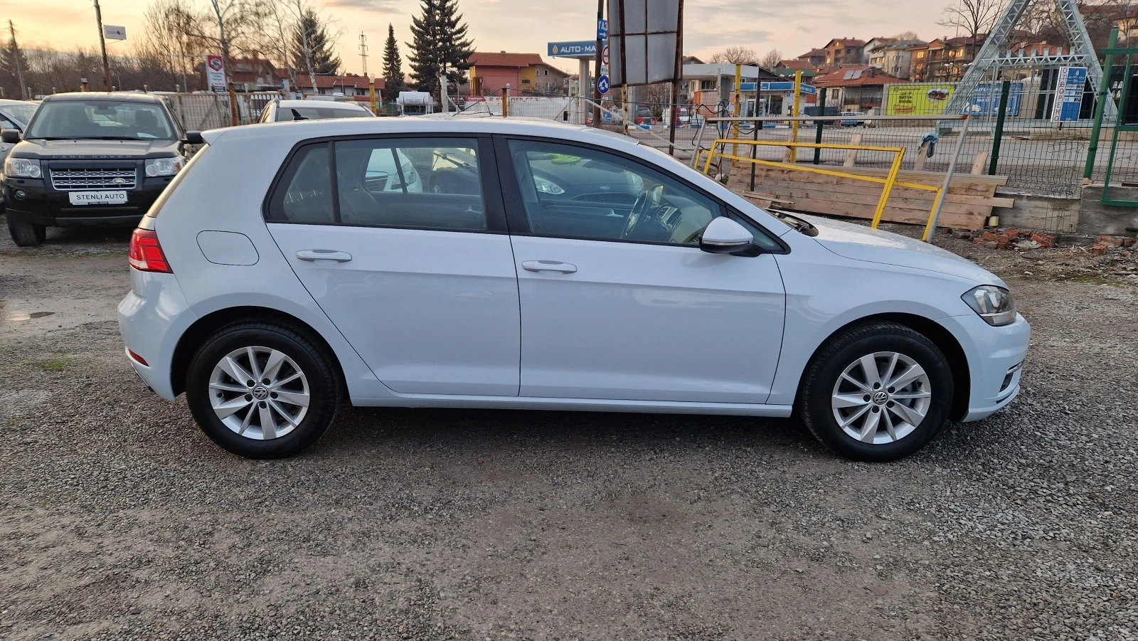 VW Golf 1.6 TDi NAVI - изображение 7