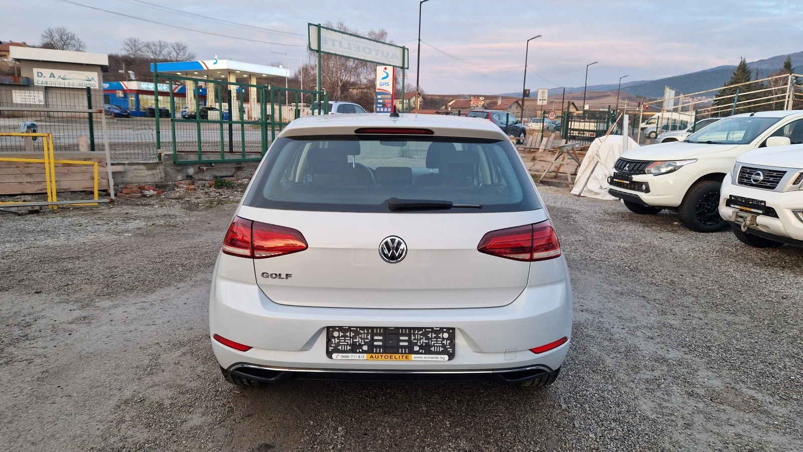 VW Golf 1.6 TDi NAVI - изображение 8