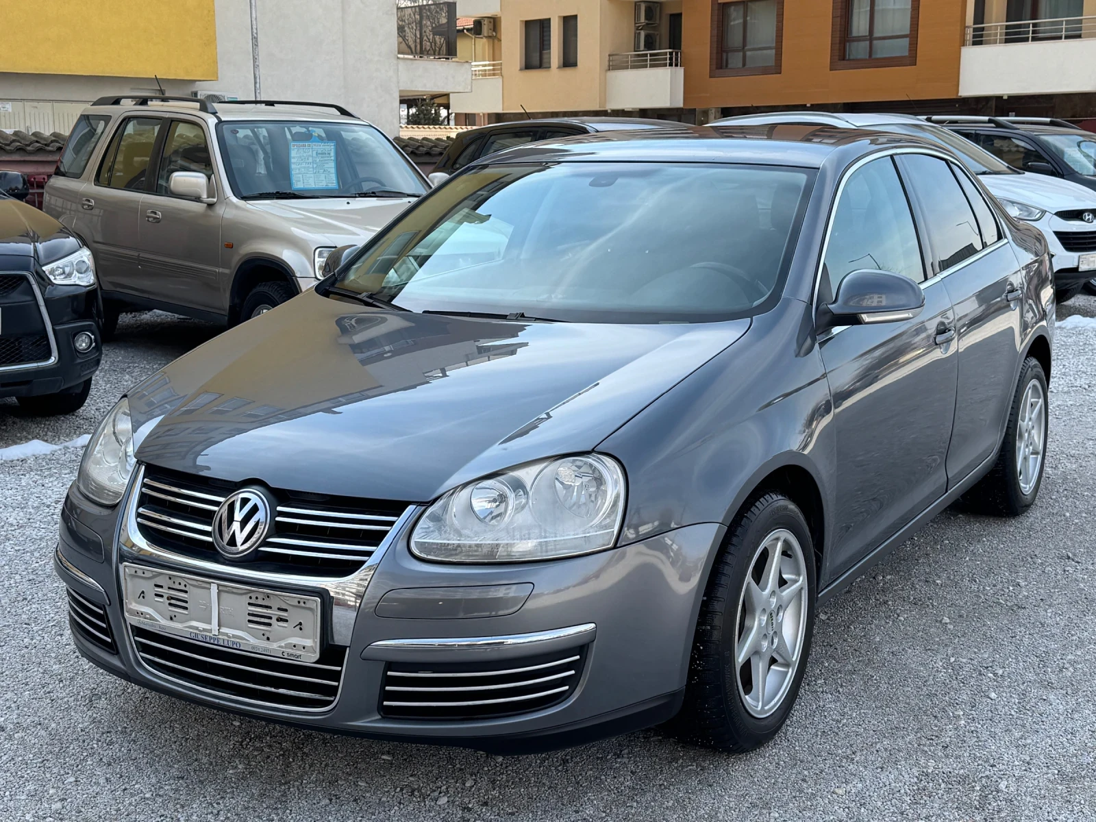 VW Jetta 1, 6i* 102 kc* AUTOMATIC | Mobile.bg — изображение 1