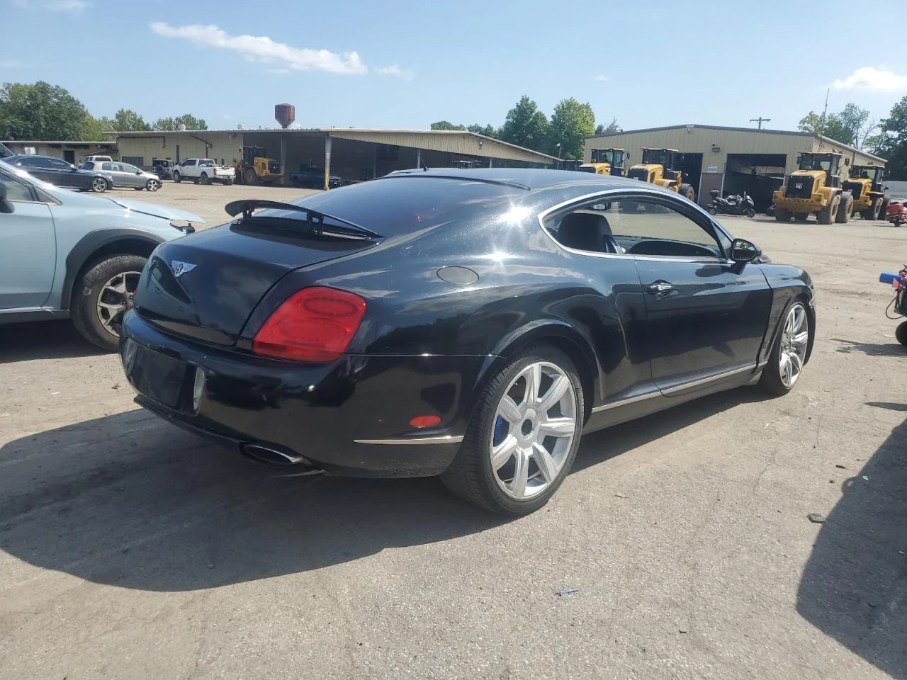 Bentley Continental gt 6.0 W12 552кс - изображение 3