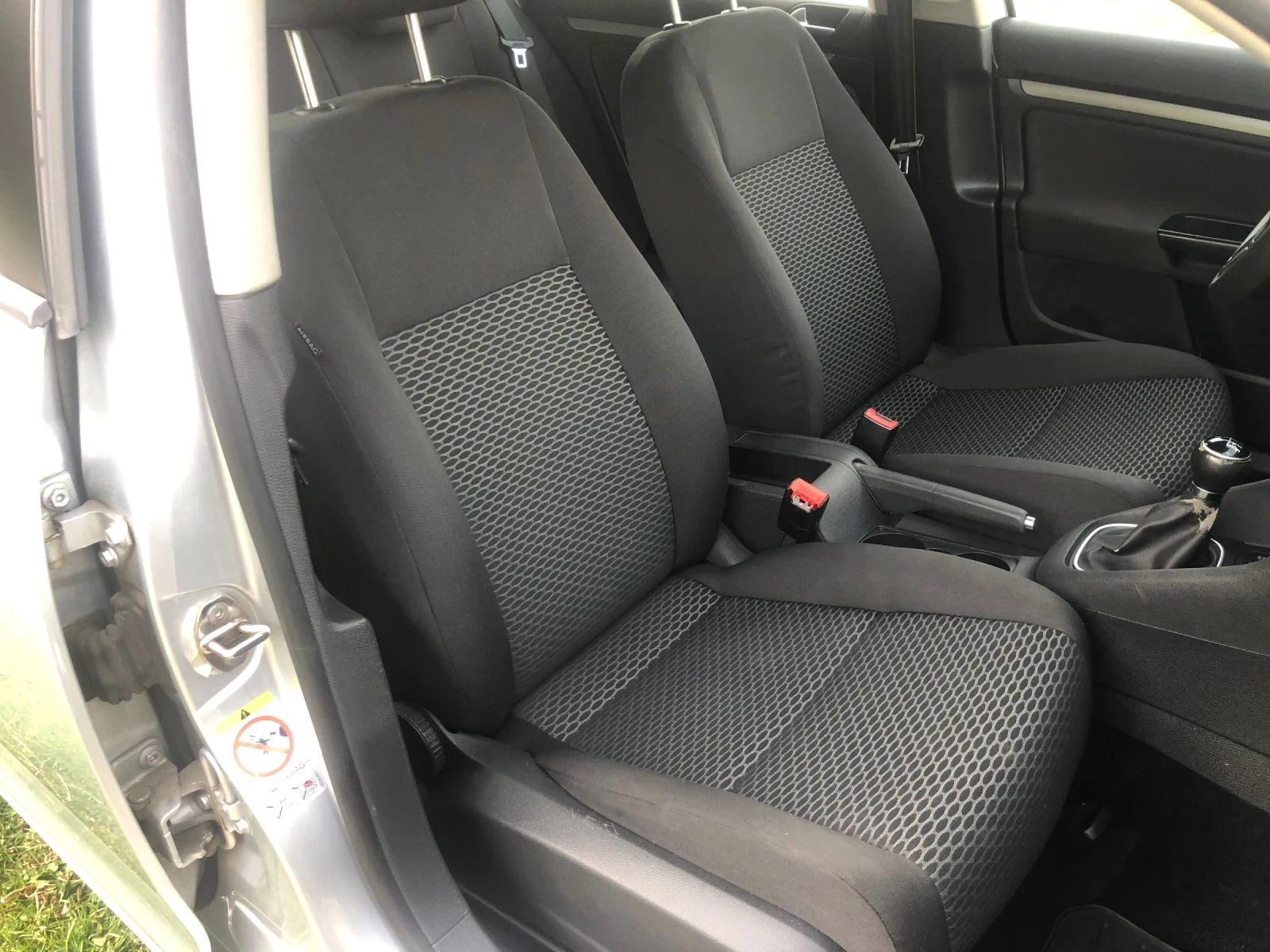 VW Golf | Mobile.bg   13