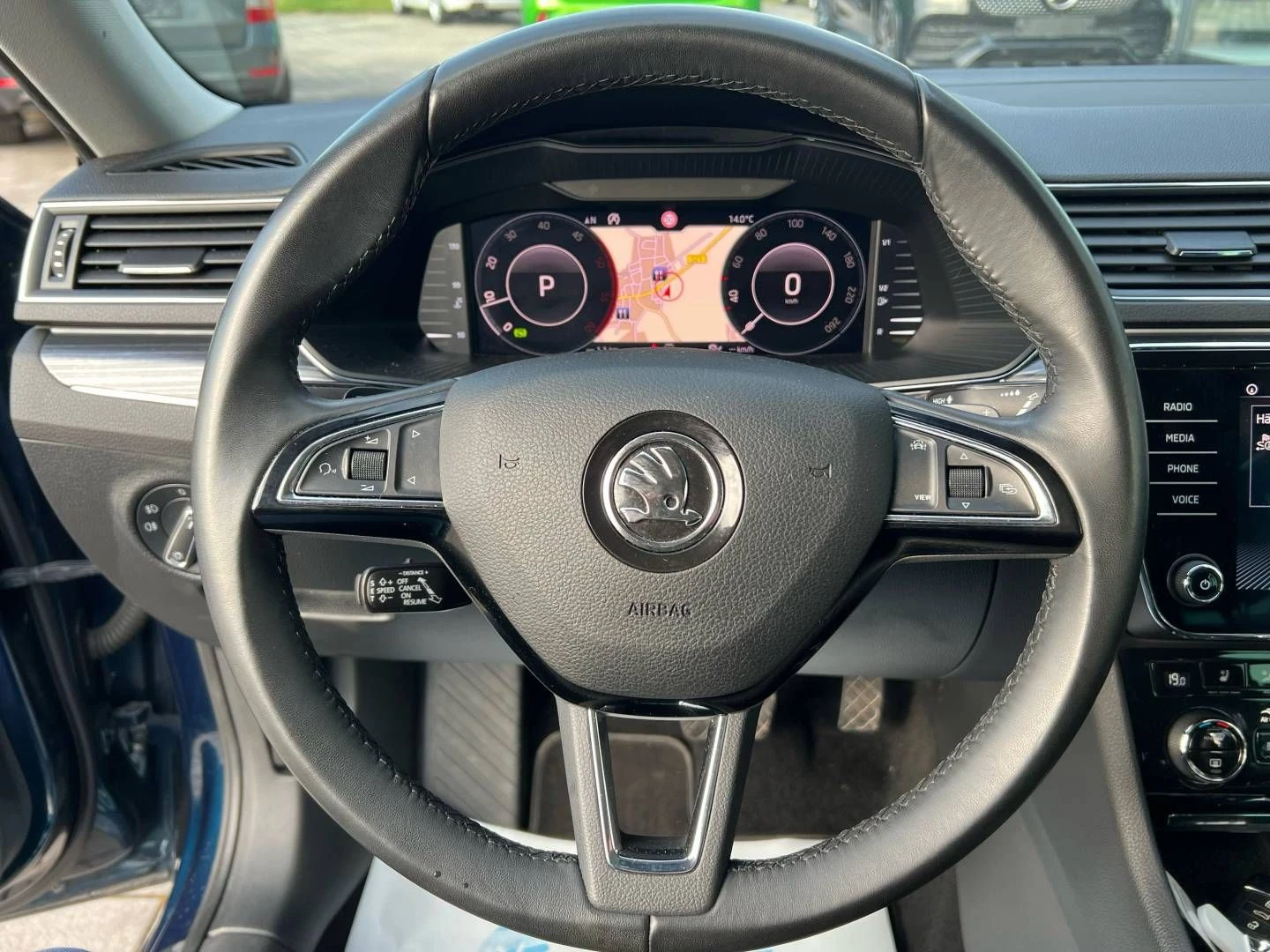 Skoda Superb 2.0TDI/150HP/PREMIUM-EDITION/DSG/MATRIX/NAVI/210f - изображение 8