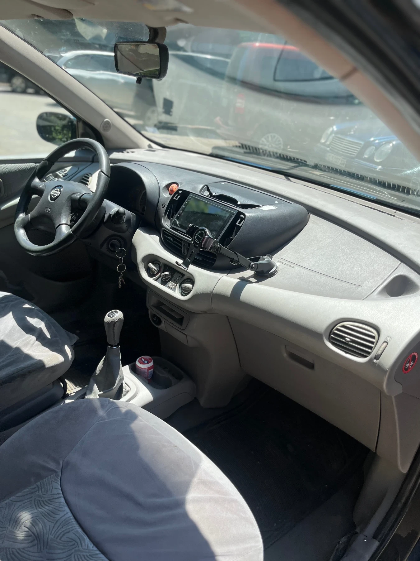 Nissan Almera tino 2.2 Di - изображение 7