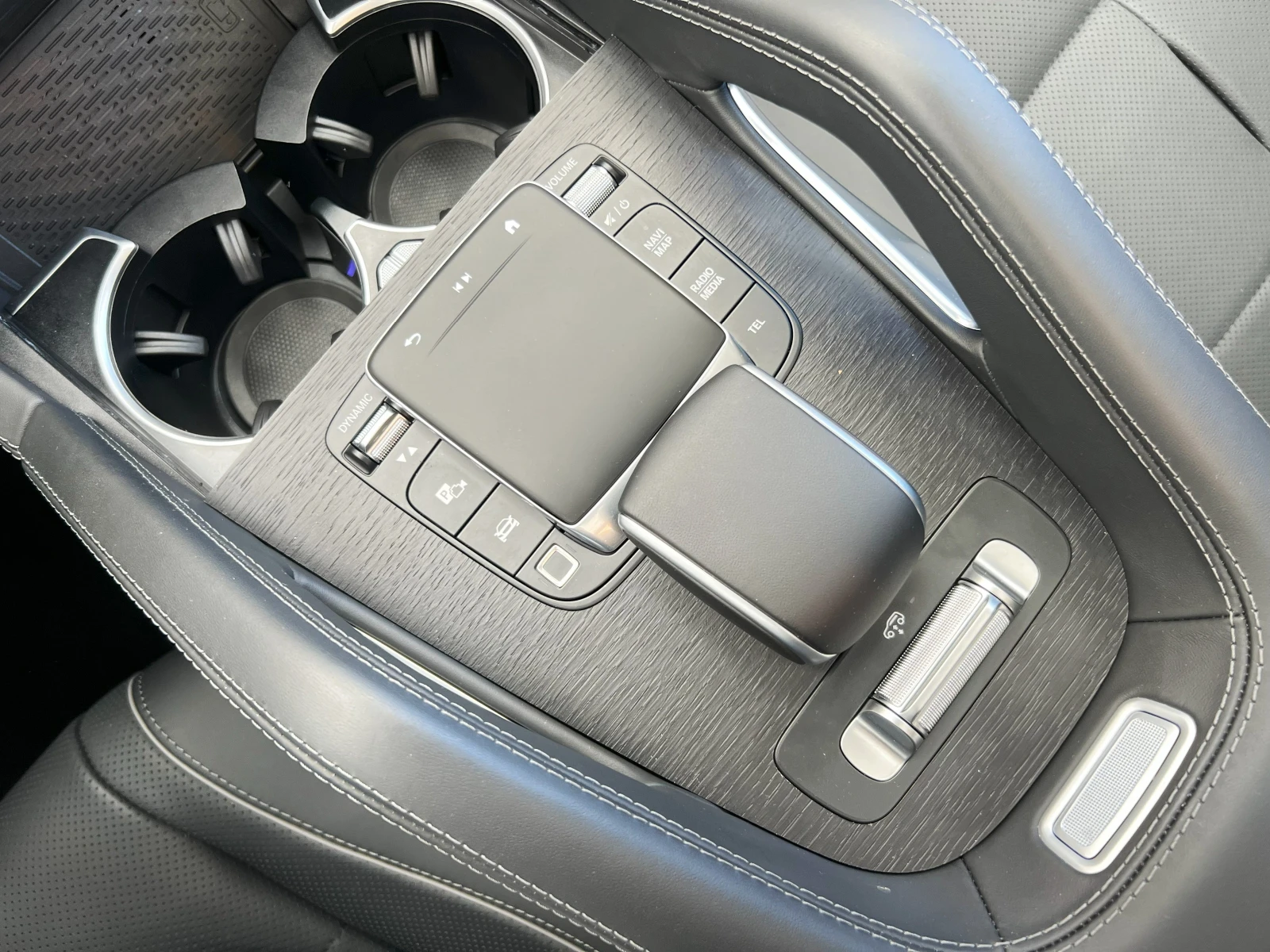 Mercedes-Benz GLS 450 d/AMG/NAPPA EXCLUSIV/NIGHT/PANO/BURM/ / | Mobile.bg   11