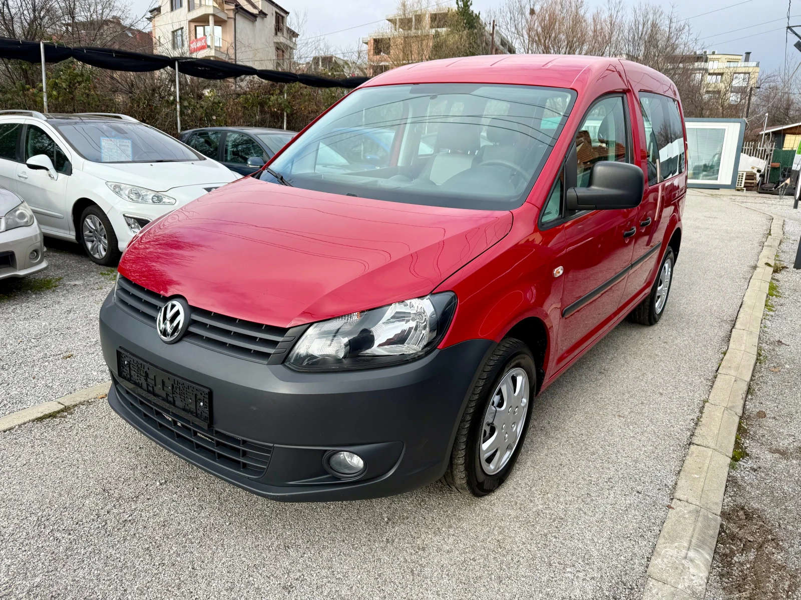 VW Caddy 1.6  🇨🇭 - изображение 3