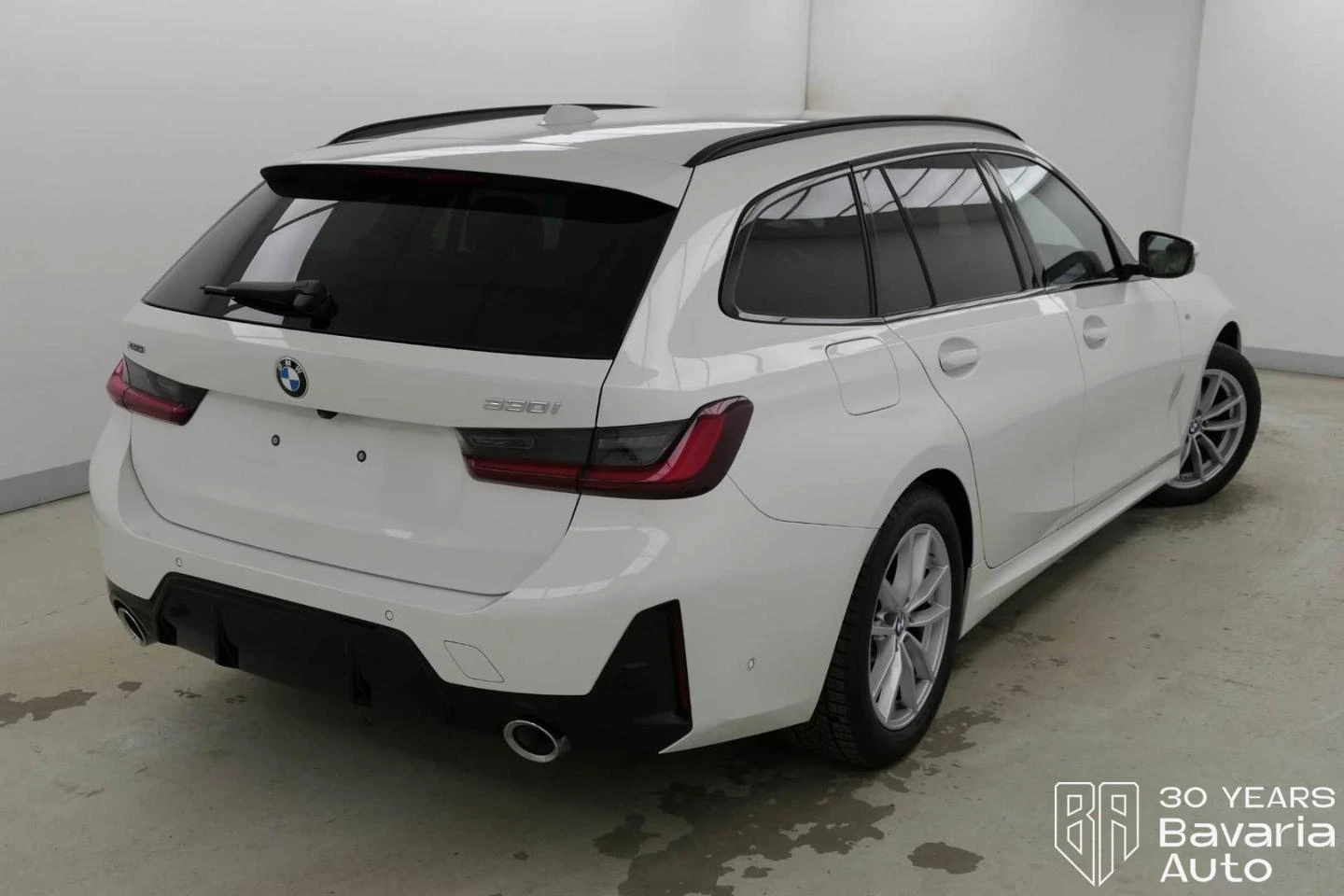 BMW 330 i xDrive Touring M Sport Paket Sportautomatic - изображение 3