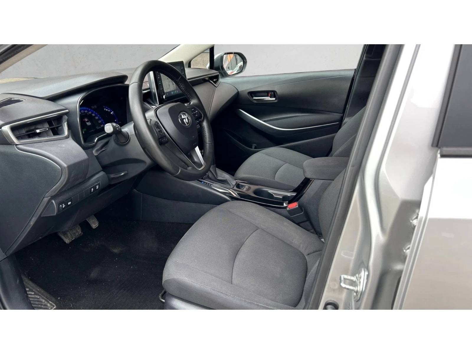 Toyota Corolla 1.8 HSD, ������� ������ �� 244   | Mobile.bg � ����������� 11