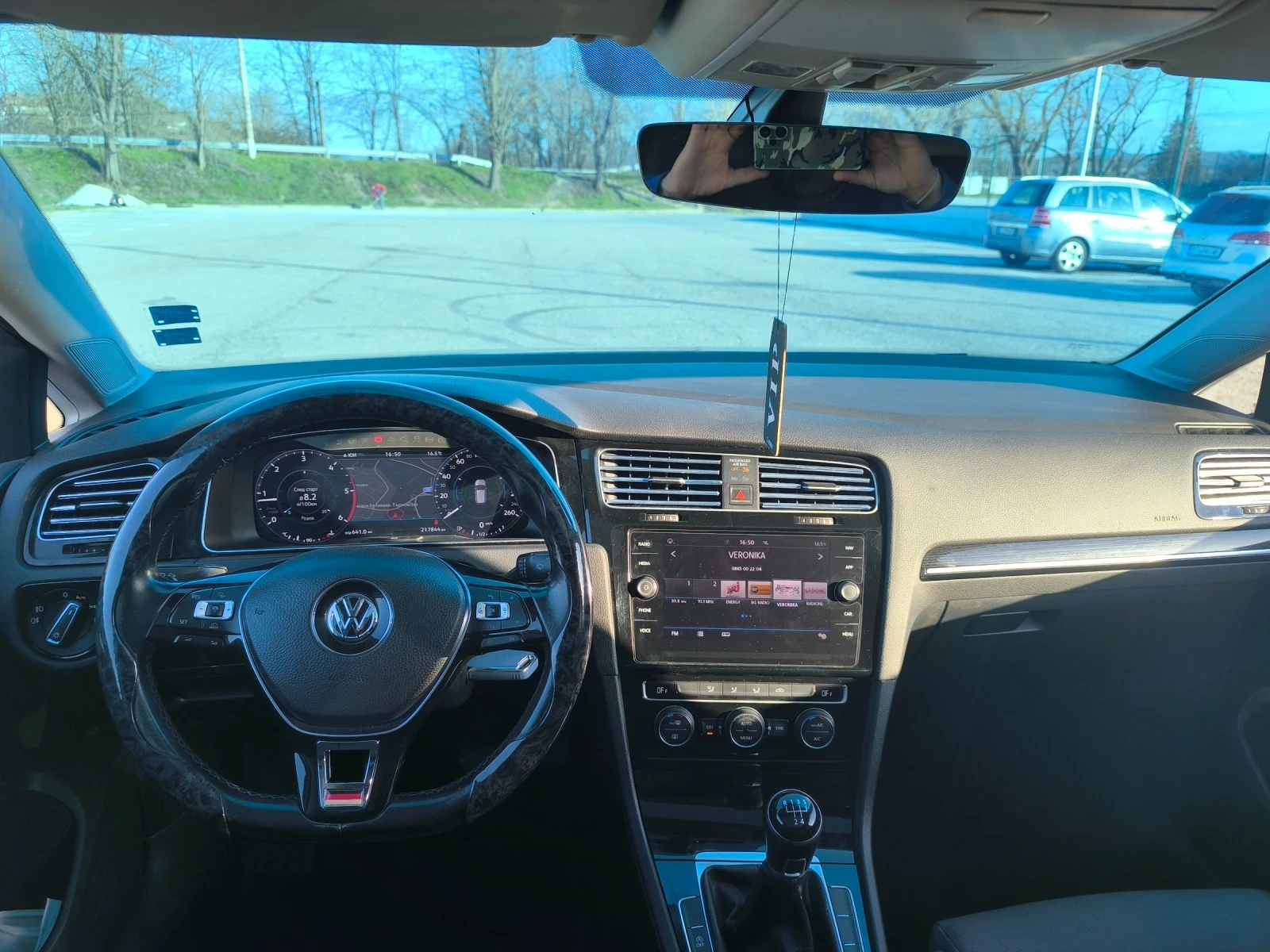 VW Golf 1.6tdi 116кс, снимка 8 - Автомобили и джипове - 53869238