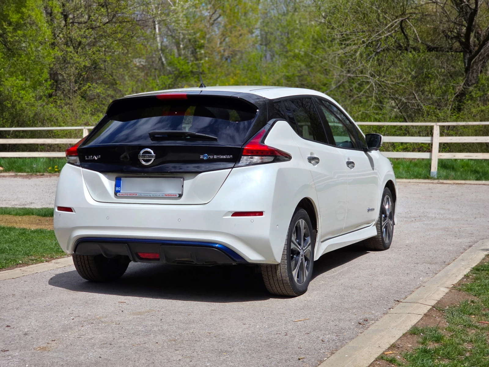 Nissan Leaf  e plus 62KWh, снимка 11 - Автомобили и джипове - 54295771