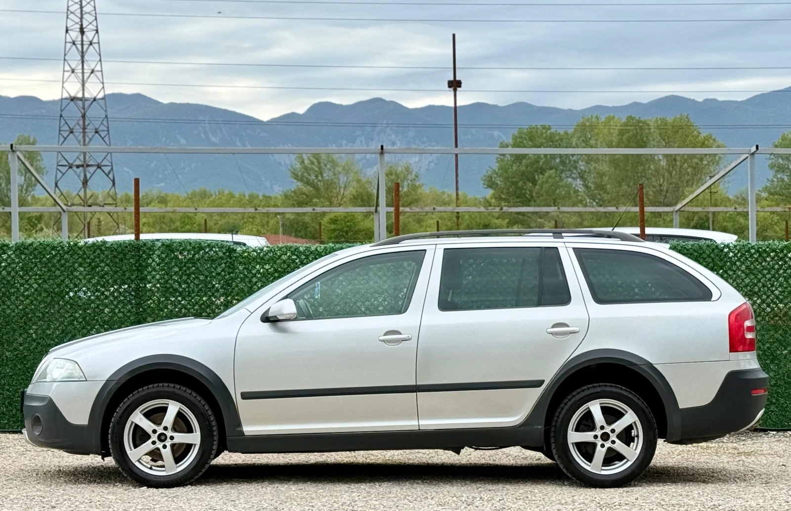 Skoda Octavia 2.0TDi SCOUT, снимка 8 - Автомобили и джипове - 54360494