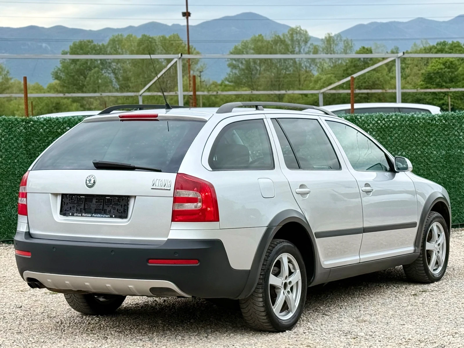 Skoda Octavia 2.0TDi SCOUT, снимка 5 - Автомобили и джипове - 54360494